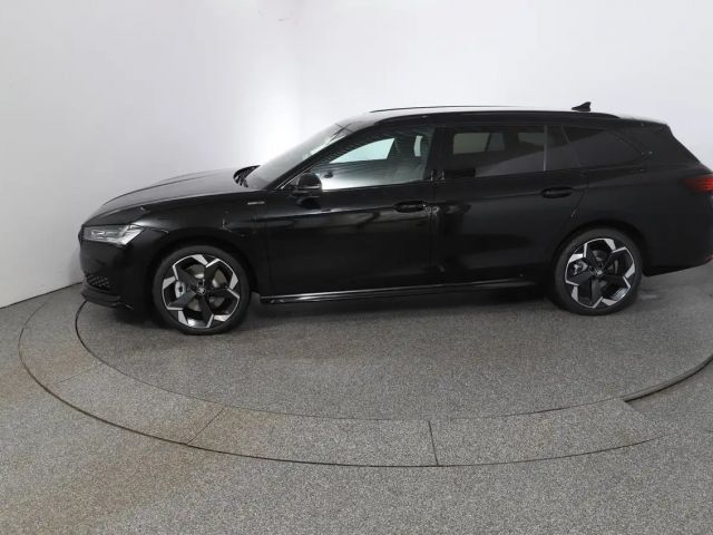 Skoda Superb Sportline iV