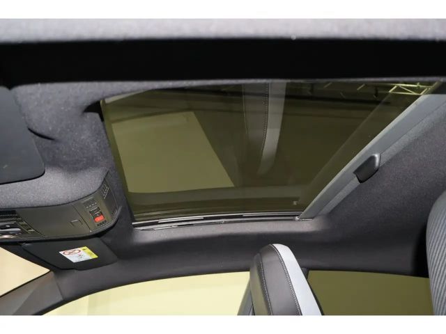 Volkswagen Arteon 2.0 TSI DSG IQ.Drive R-Line