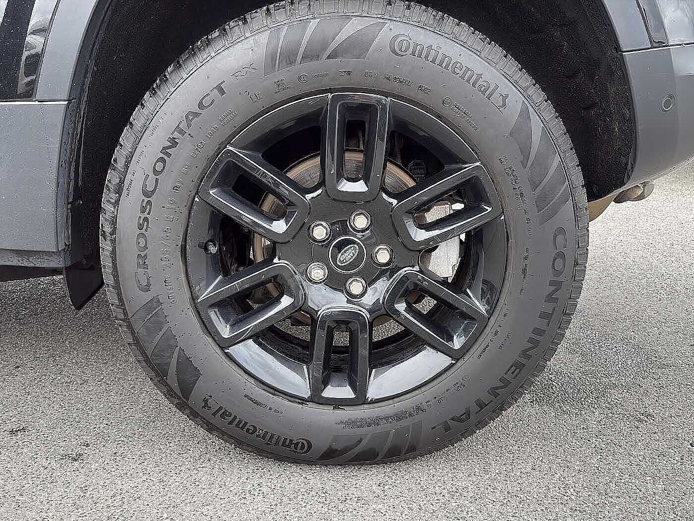 Land Rover Defender 110 S