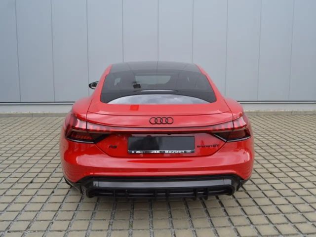 Audi RS e-tron GT Quattro