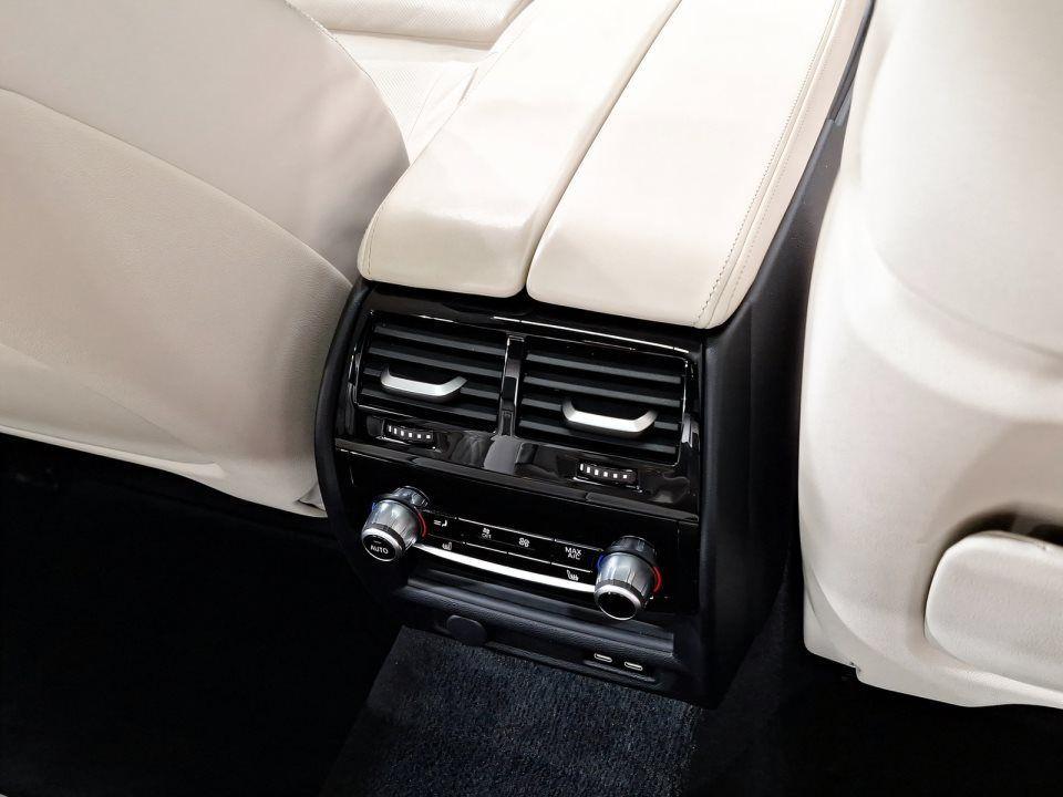 BMW M550 Sedan xDrive