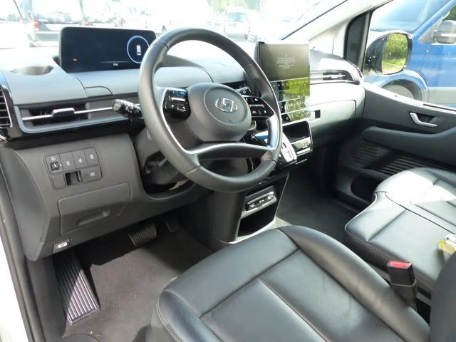Hyundai Staria Prime