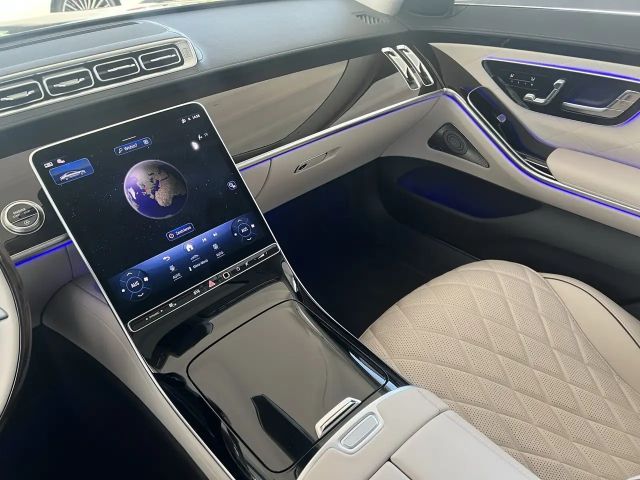 Mercedes-Benz S 500 4MATIC Sedan