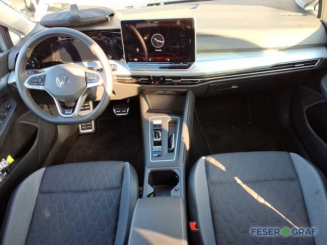 Volkswagen Golf 1.5 eTSI DSG