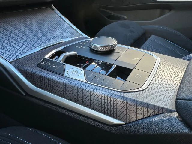 BMW 330 330d M-Sport Touring xDrive