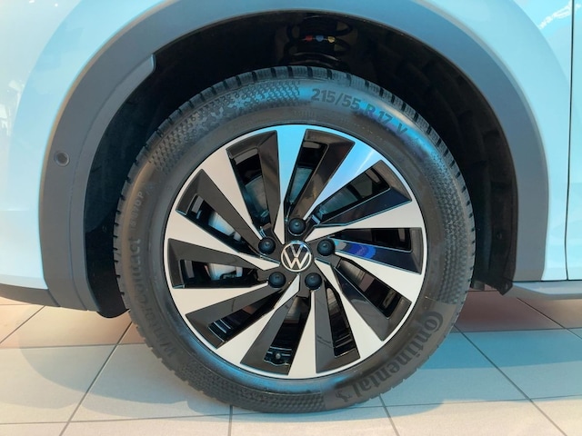 Volkswagen T-Roc 1.5 eTSI IQ.Drive R-Line Style