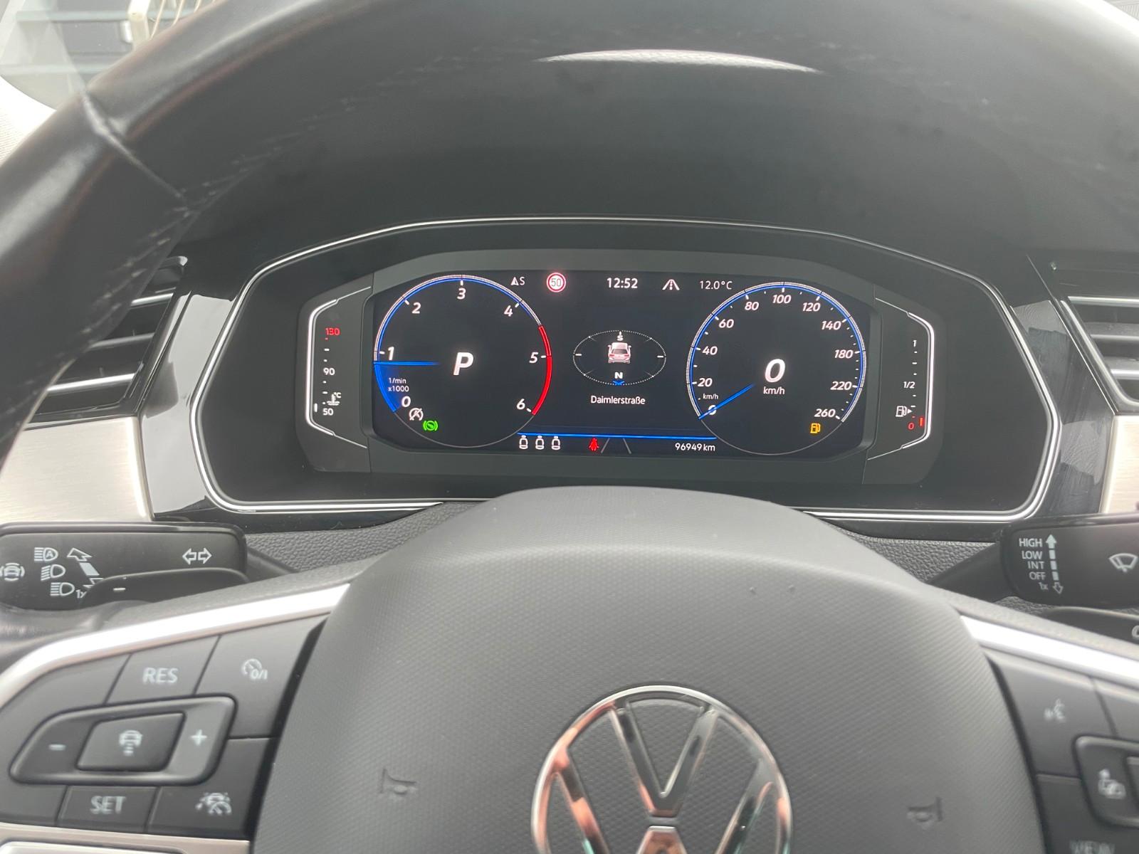 Volkswagen Passat R-Line Variant