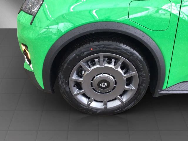 Renault 5 E-Tech Electric Evolution