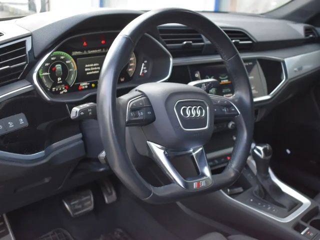 Audi Q3 45 TFSI Hybride