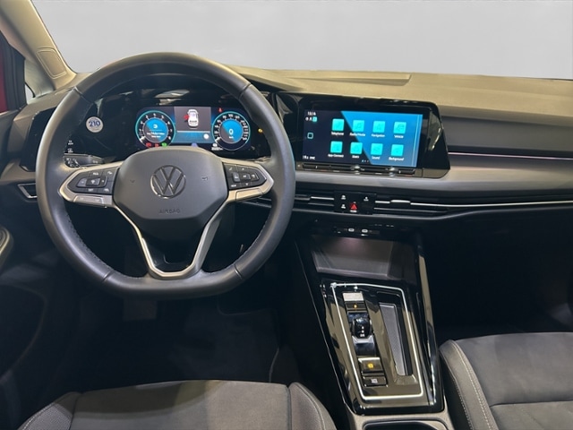 Volkswagen Golf 1.5 eTSI DSG Golf VIII