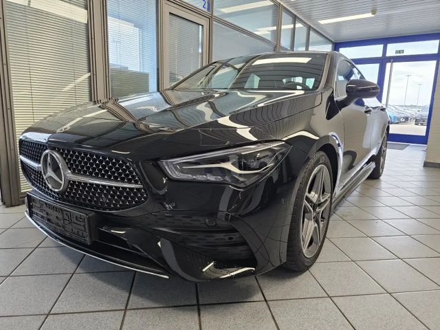 Mercedes-Benz CLA 180 AMG Line Coupé