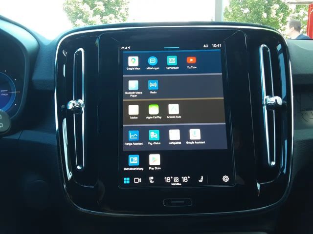 Volvo XC40 Plus Twin Engine