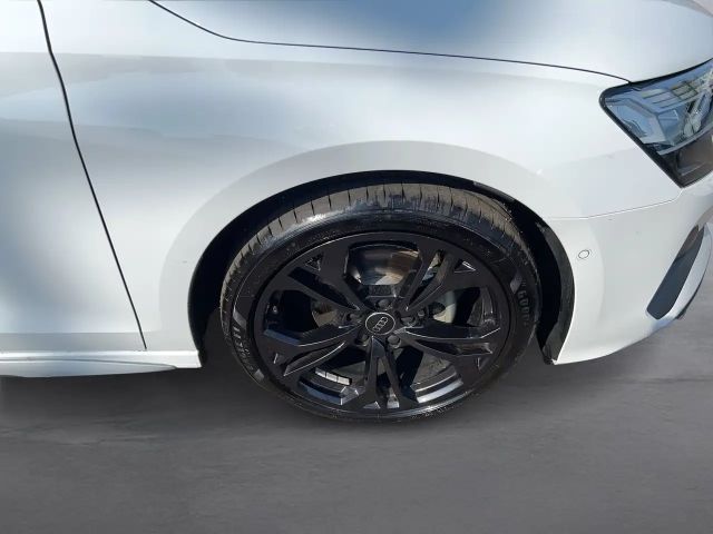 Audi A3 30 TFSI Sedan