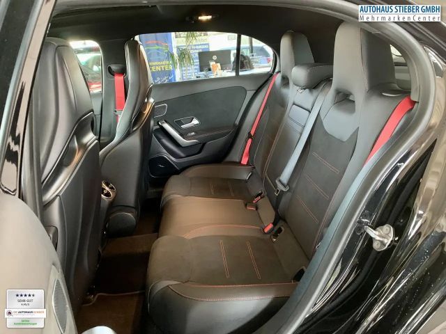 Mercedes-Benz A 35 AMG 4MATIC+ AMG Line