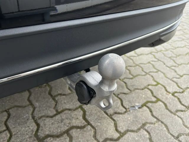 Volkswagen Passat 1.5 eTSI Business Variant