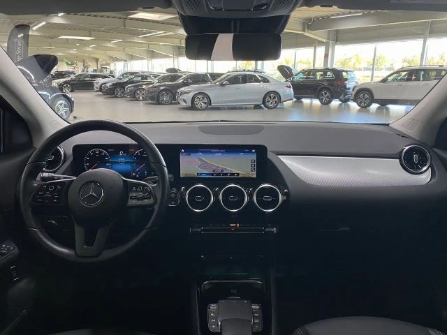 Mercedes-Benz GLA 250 4MATIC Style