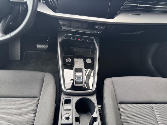 Audi A3 30 TFSI S-Line S-Tronic Sportback