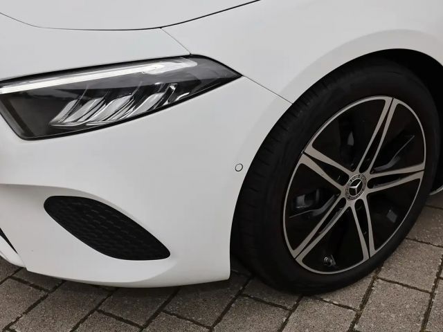 Mercedes-Benz A 180 Progressive