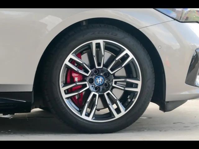 BMW i5 M-Sport Touring eDrive40