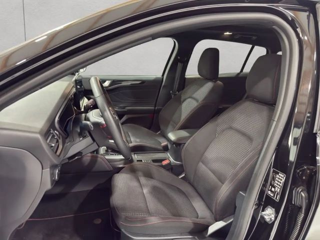 Ford Focus ST Line Wagon