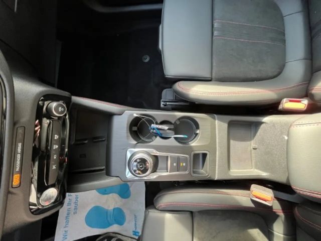 Ford Kuga Hybrid ST Line X