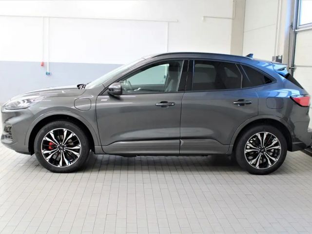 Ford Kuga Plug in Hybrid ST Line X