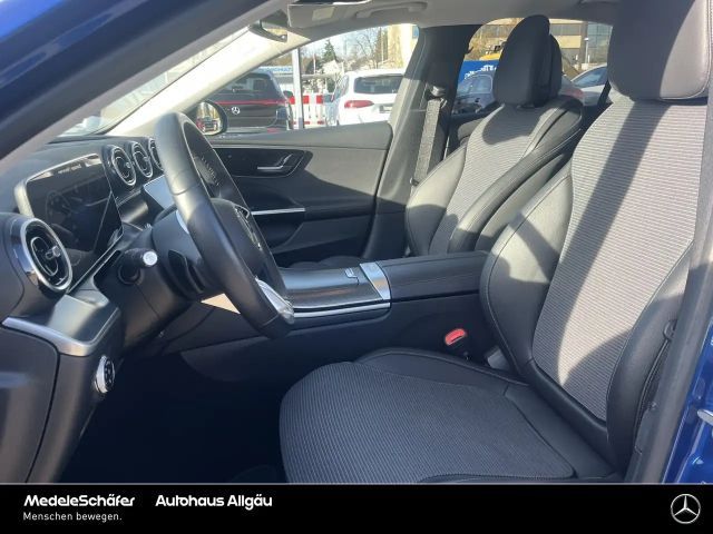 Mercedes-Benz C 300 AVANTGARDE C 300 d Sedan