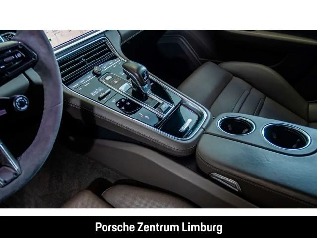 Porsche Panamera GTS Sport Turismo