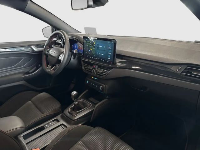 Ford Focus EcoBoost ST Line Wagon