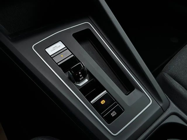 Volkswagen Golf DSG Life Variant