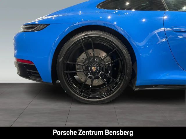 Porsche 992 4 Carrera Coupé GTS