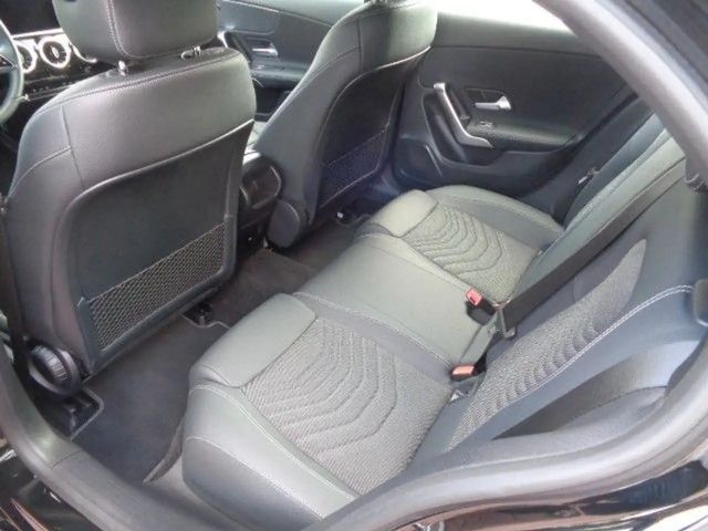 Mercedes-Benz A 180 Hatchback