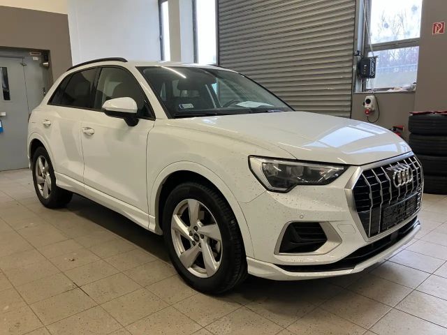 Audi Q3 35 TFSI S-Tronic