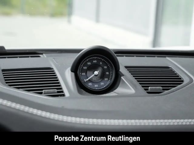 Porsche 992 Cabrio Carrera