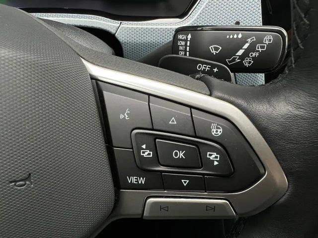 Volkswagen Touran 1.5 TSI DSG IQ.Drive