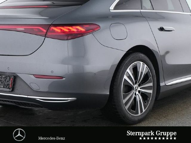 Mercedes-Benz EQE 300 Sedan