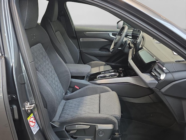 Audi A6 Avant Quattro S-Tronic