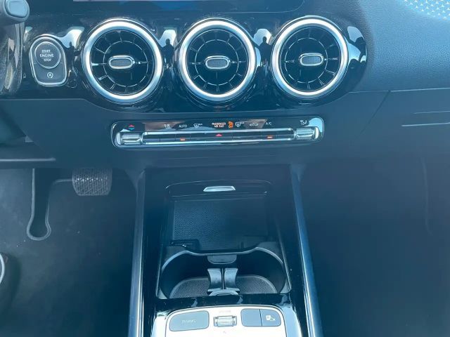 Mercedes-Benz B 200 B 200 d Progressive