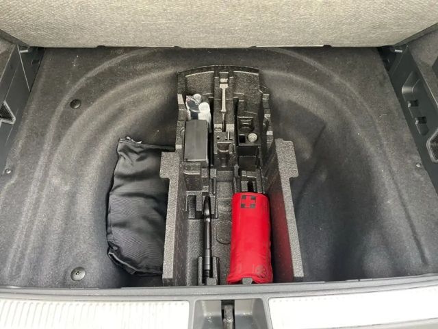 Volkswagen Passat 1.5 eTSI Business DSG