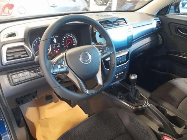 SsangYong Tivoli 2WD Quartz