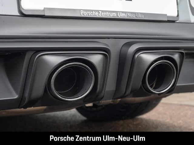 Porsche 992 4 Cabrio Carrera GTS