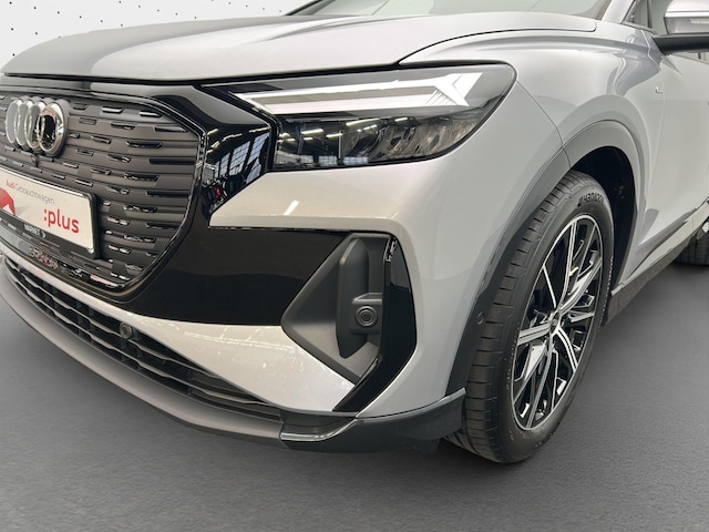 Audi Q4 e-tron SUV 45 e-tron Audi Q4 e-tron