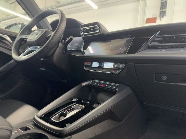 Audi A3 35 TFSI S-Line S-Tronic Sportback