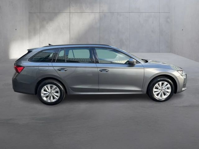 Skoda Octavia Essence TSI