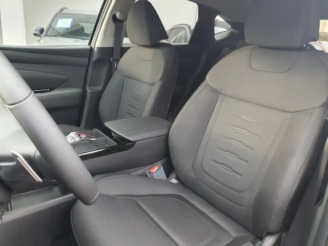 Hyundai Tucson 1.6 2WD Hybrid T-GDi