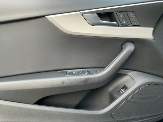 Audi A4 35 TFSI Avant S-Tronic