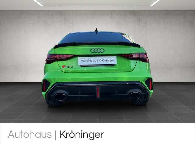 Audi RS3 Quattro S-Tronic Sedan