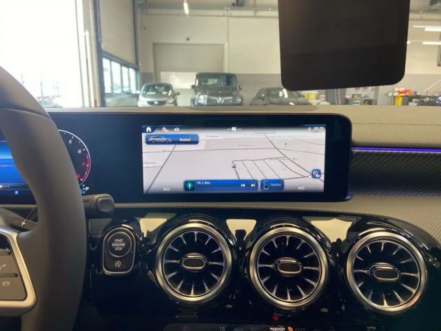 Mercedes-Benz CLA 180 CLA