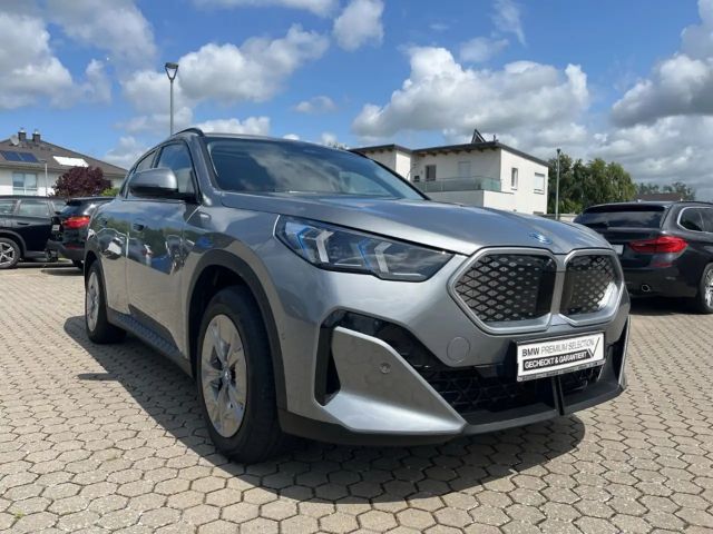 BMW X2 xDrive30/HUD/Panoramadach/Navi/Leder/LED/ACC