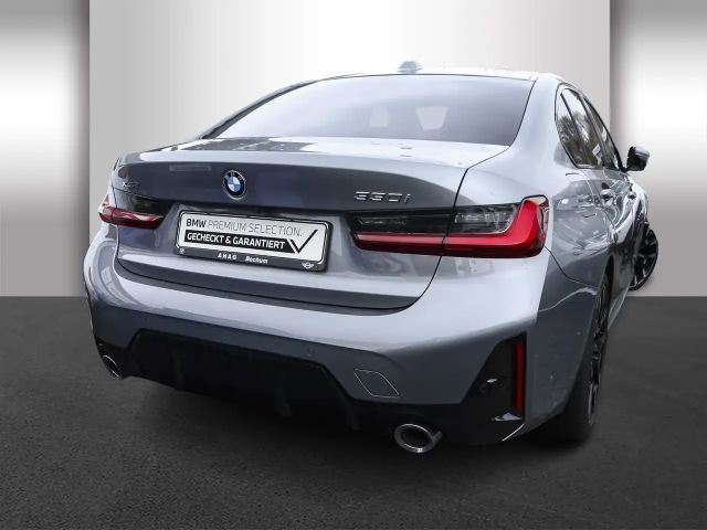 BMW 330 330i M-Sport Sedan xDrive